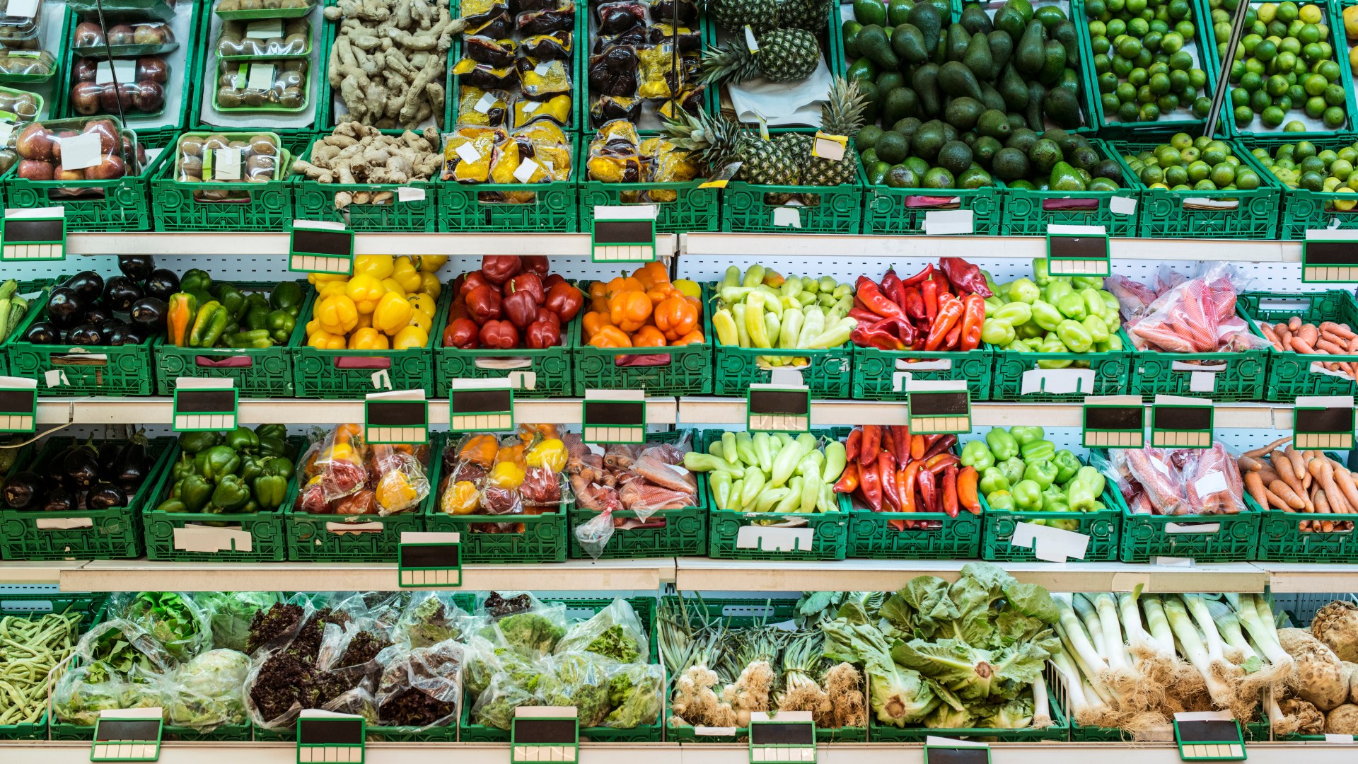 Se encuentran ‘sustancias químicas para siempre’ relacionadas con el cáncer en hasta el 95% de las frutas y verduras vendidas en el Reino Unido: se revelan los peores infractores