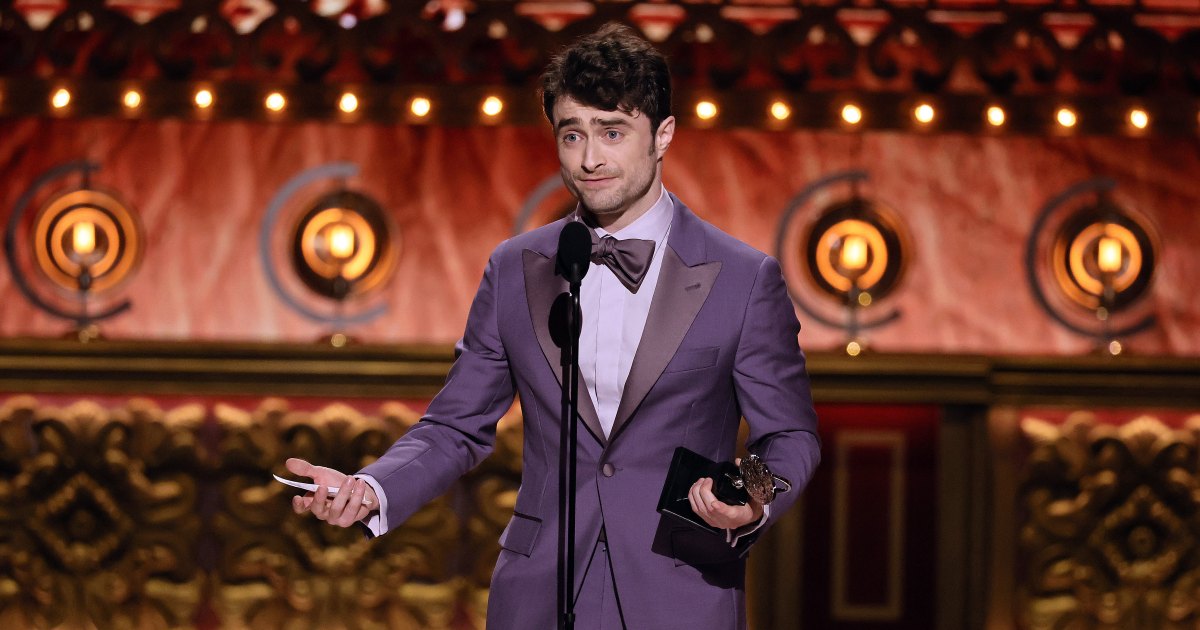 Daniel Radcliffe grita a Erin Darke, su hijo en el discurso del premio Tony